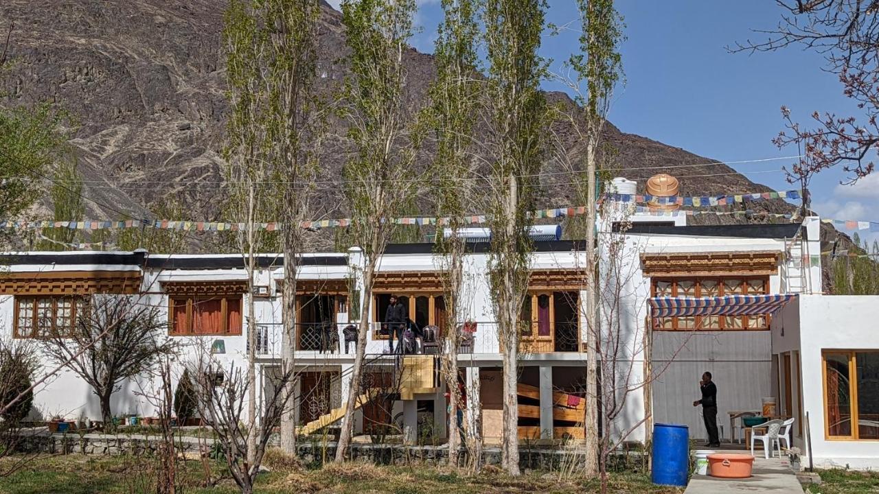 Sernang Homestay Hundar 外观 照片